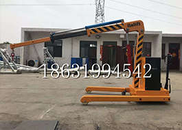 兴县随车吊机兴县车载随车吊改装随车吊机全电动液压吊机1/2吨吊机 多功能液压伸缩吊那里有